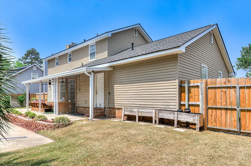 646 W Clinton Way Martinez GA 30907