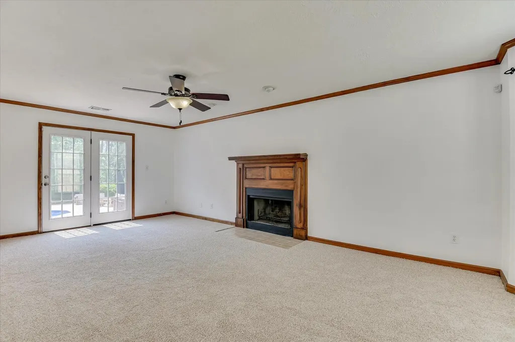 646 W Clinton Way Martinez GA 30907