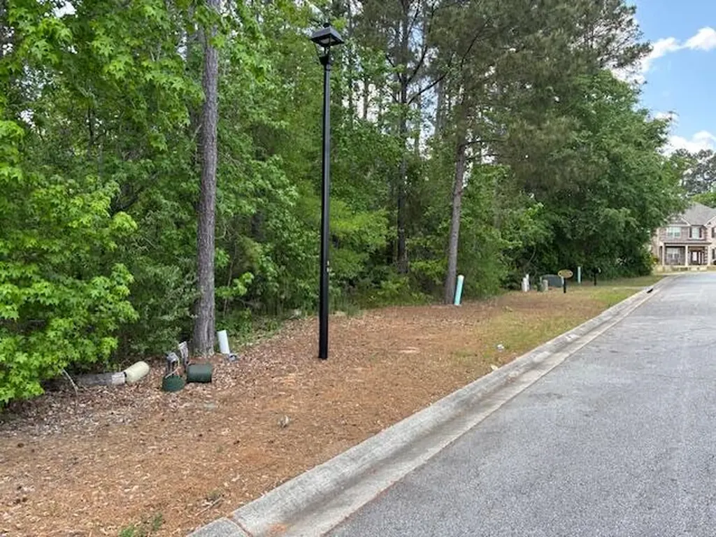 2062 Glenn Grovetown GA 30813