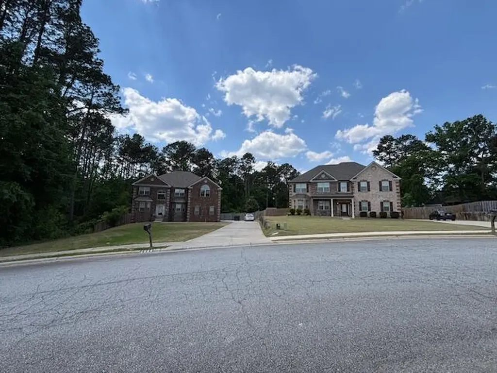 2062 Glenn Grovetown GA 30813