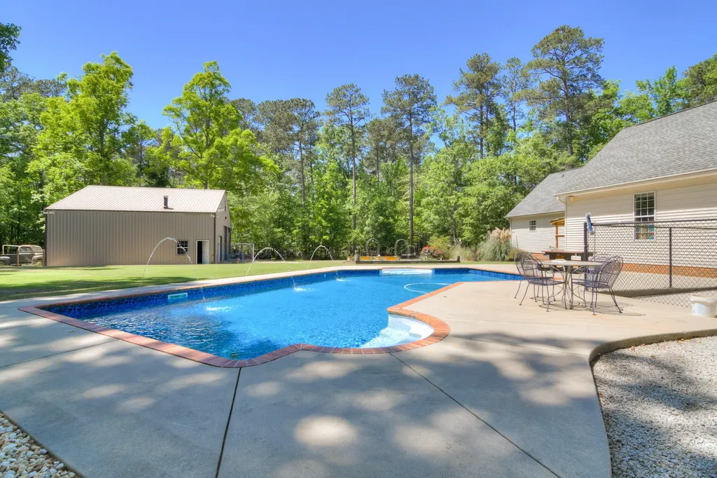 6466 Carriage Lane Harlem GA 30814