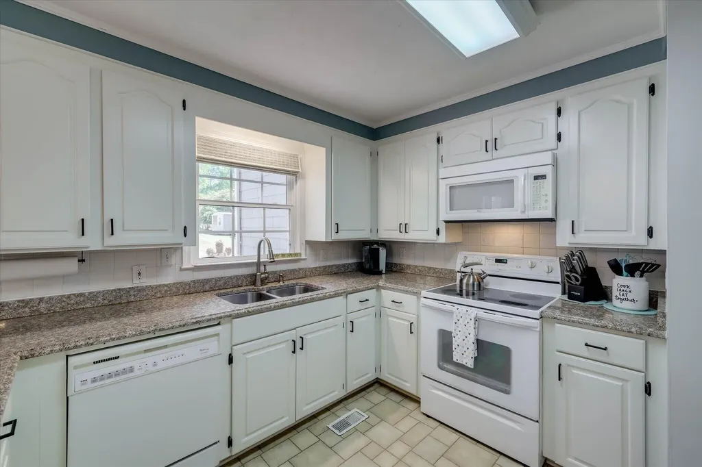 3231 Bay Shore Drive Lincolnton GA 30817
