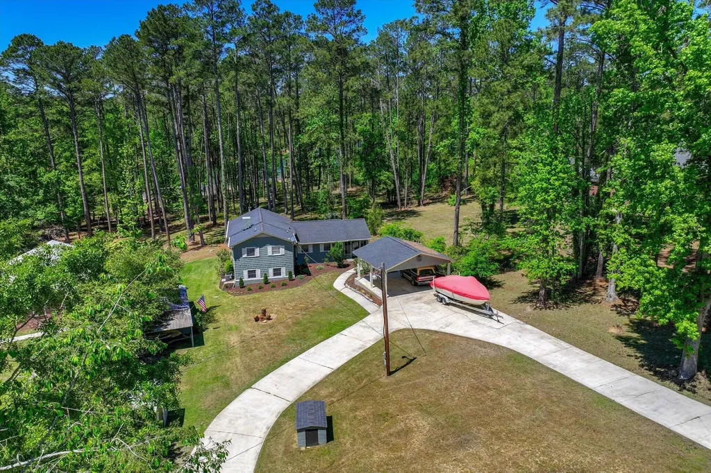 3231 Bay Shore Drive Lincolnton GA 30817