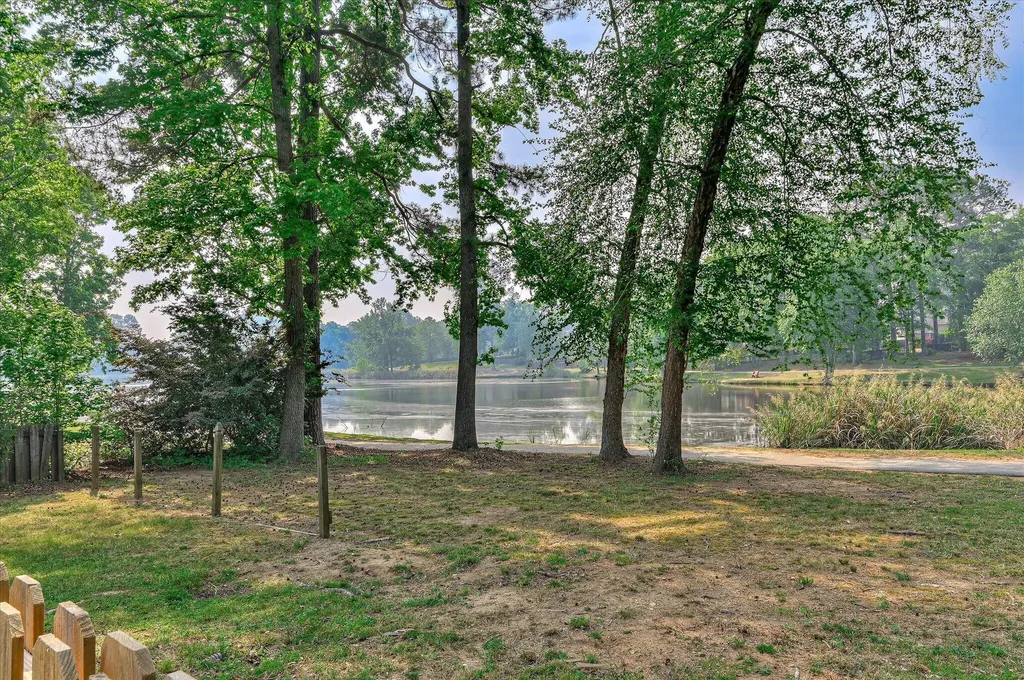 1975 Shoreline Drive Grovetown GA 30813