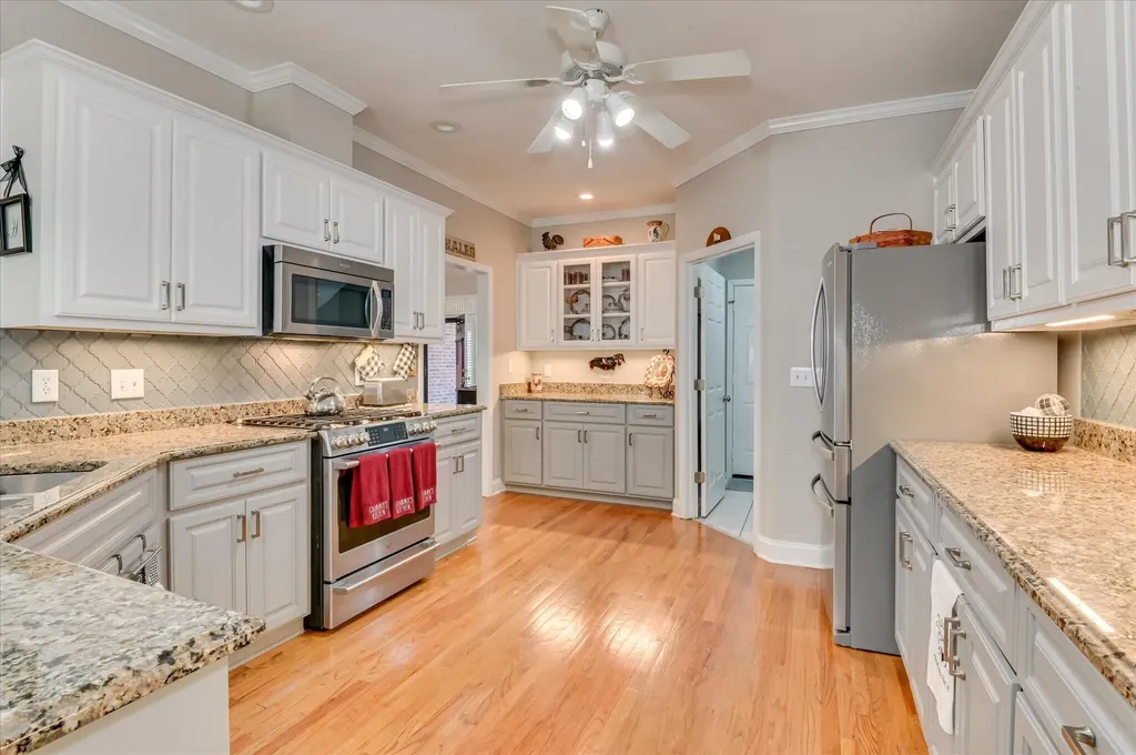 4295 Colony Square Evans GA 30809