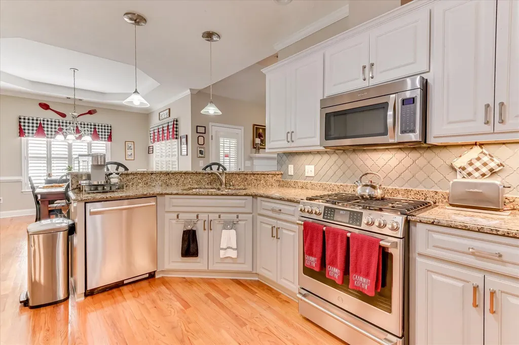 4295 Colony Square Evans GA 30809