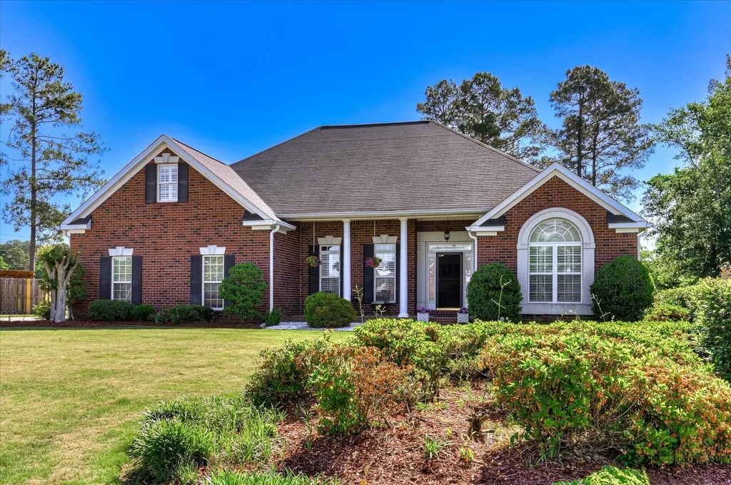 4295 Colony Square Evans GA 30809