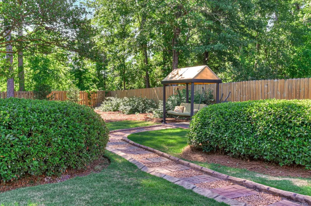 4295 Colony Square Evans GA 30809