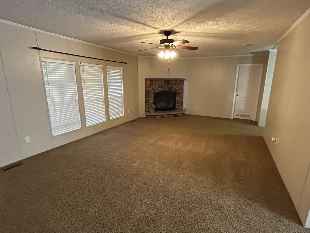 6615 Ga-102 Stapleton GA 30823