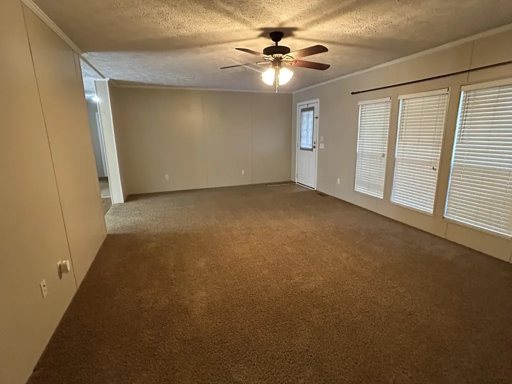 6615 Ga-102 Stapleton GA 30823
