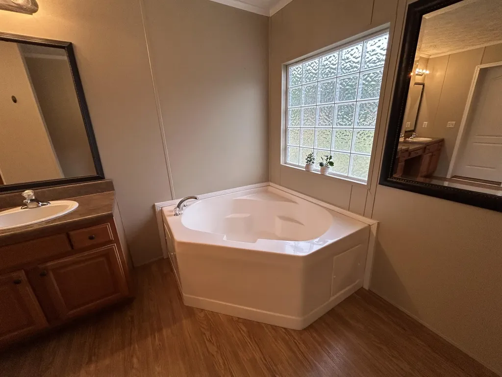 6615 Ga-102 Stapleton GA 30823
