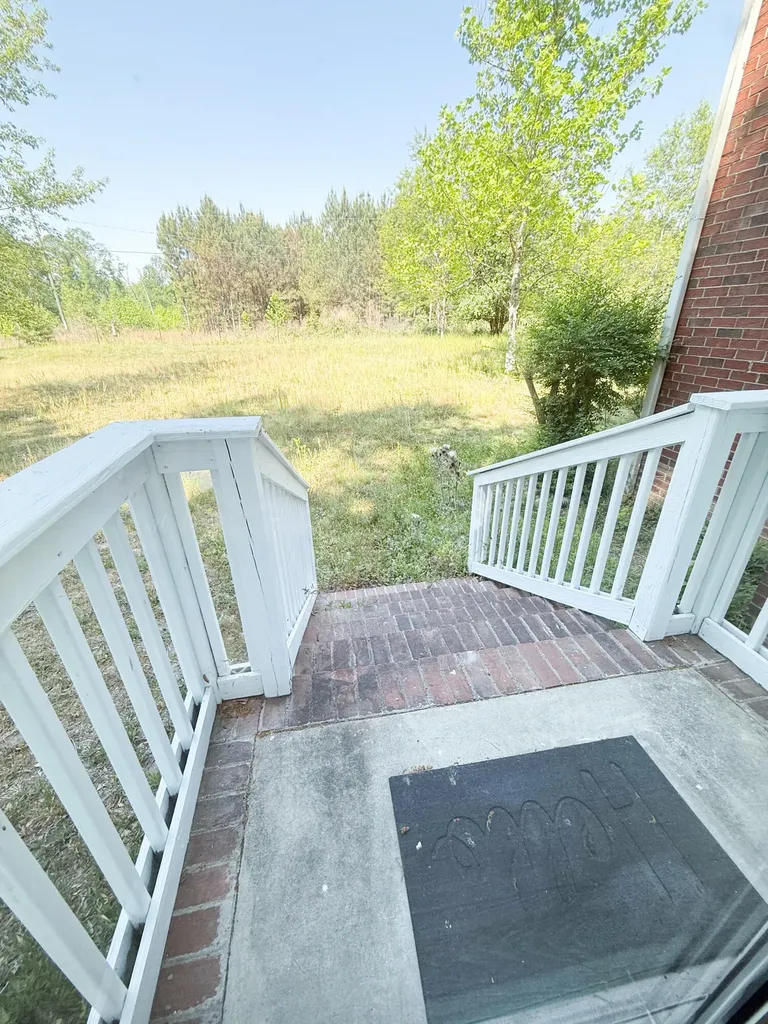 882 Rustic Oak Bend Hephzibah GA 30815