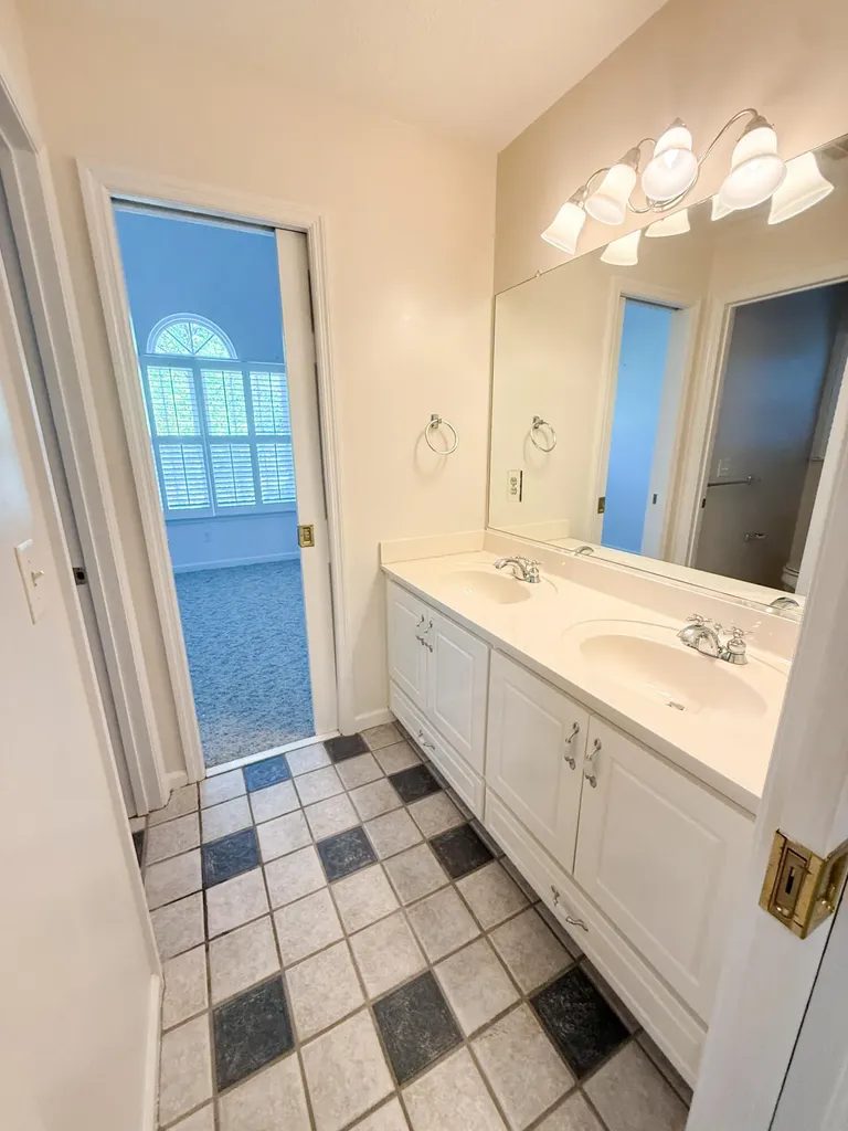 882 Rustic Oak Bend Hephzibah GA 30815