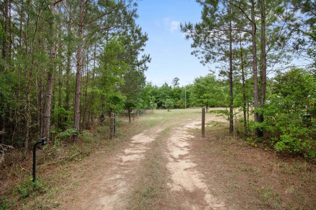 562 Boll Weevil Road Waynesboro GA 30830