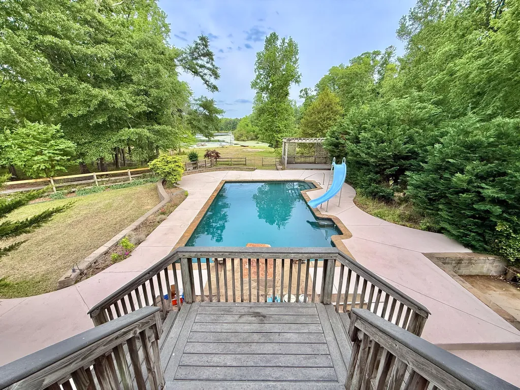 2427 Louisville Road Appling GA 30802