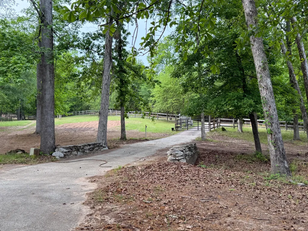 2427 Louisville Road Appling GA 30802