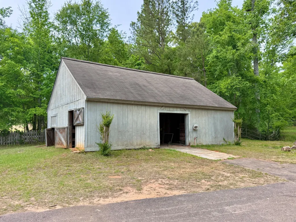 2427 Louisville Road Appling GA 30802