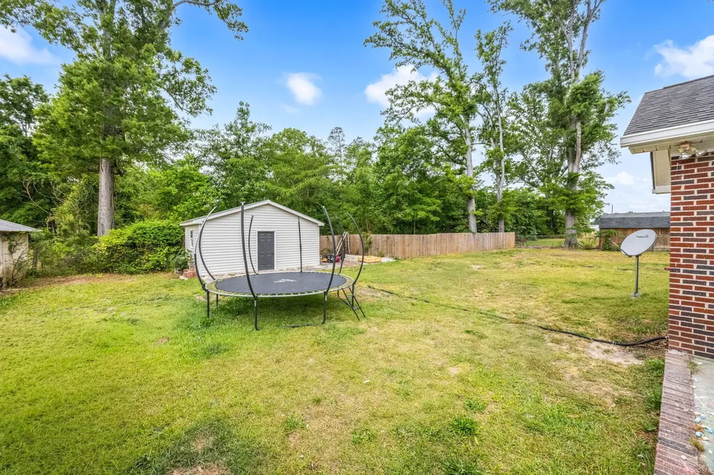 421 Dixie Drive Thomson GA 30824