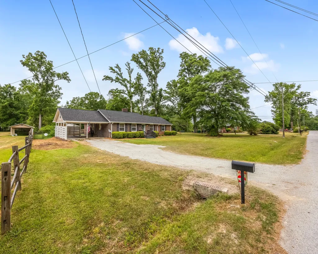 421 Dixie Drive Thomson GA 30824