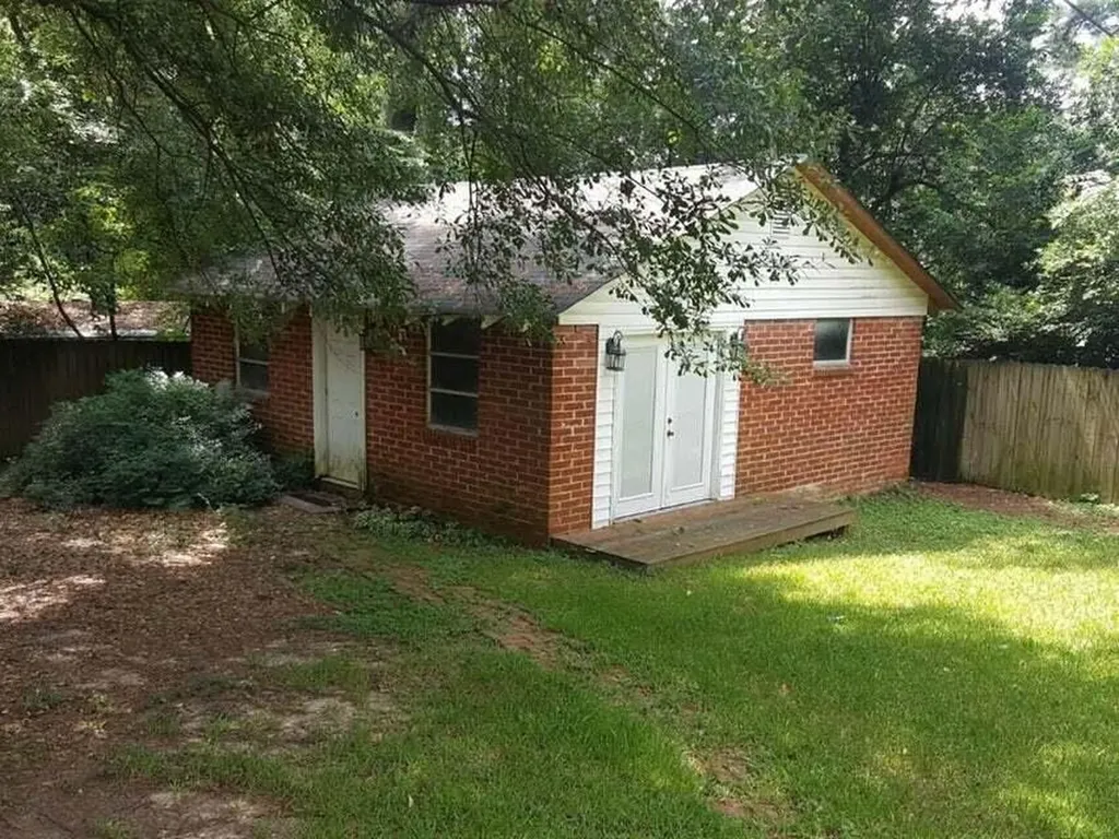 2404 Hiawassee Road Augusta GA 30904