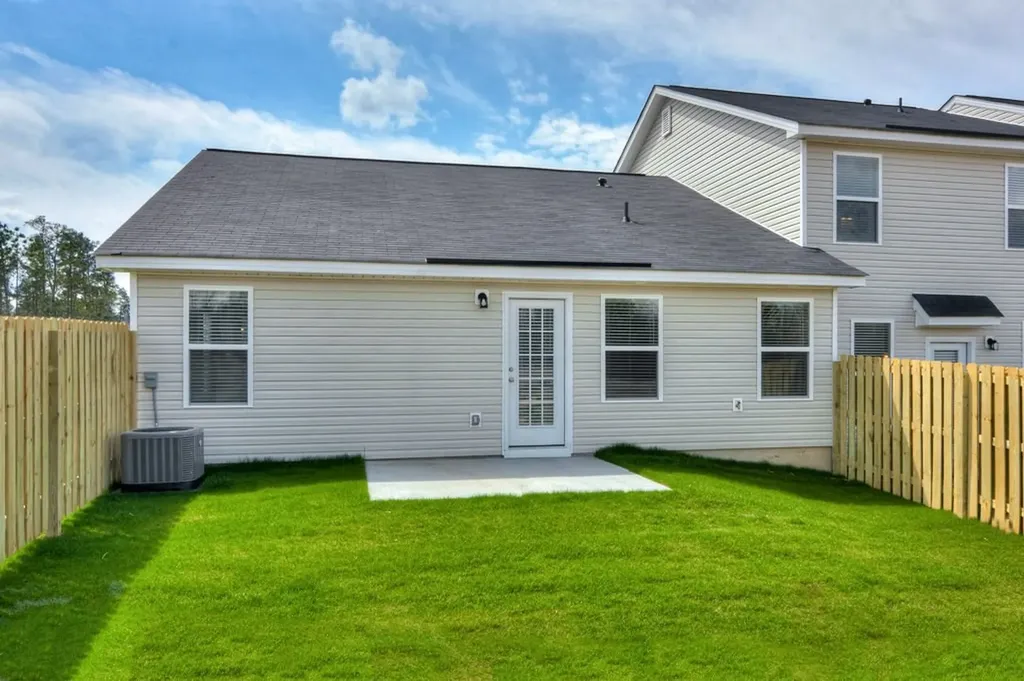 408 Amesbury Drive Harlem GA 30814