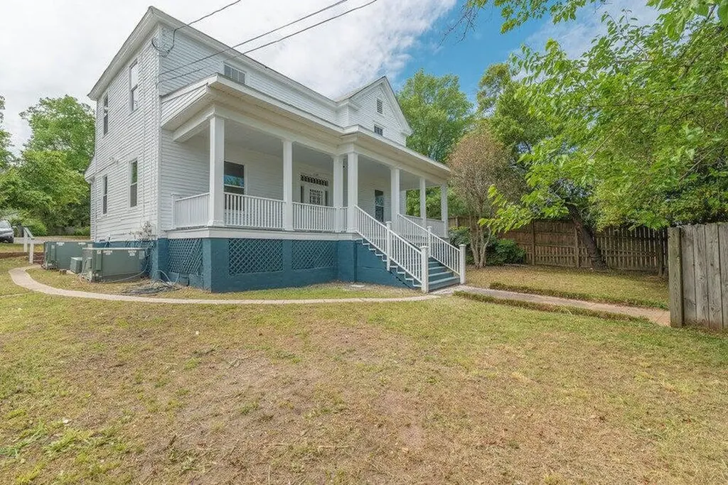 2158 Broad Street Augusta GA 30904