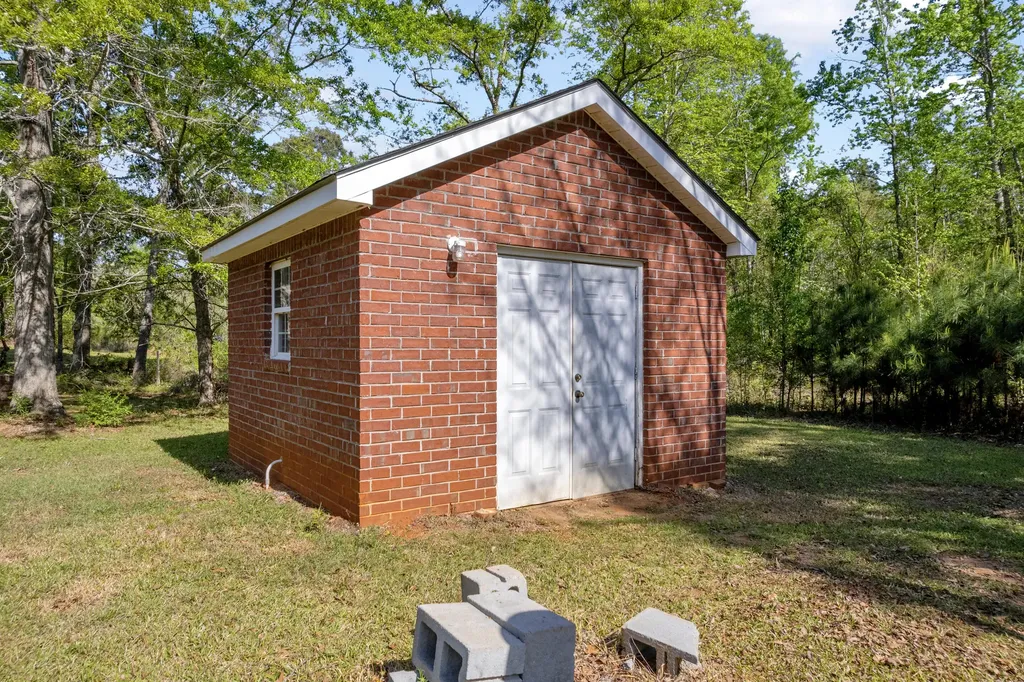 1197 Jefferson Boulevard Louisville GA 30434