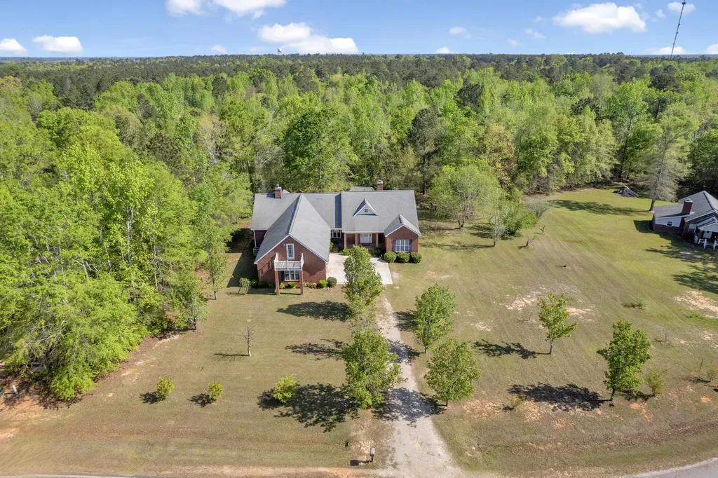 1197 Jefferson Boulevard Louisville GA 30434