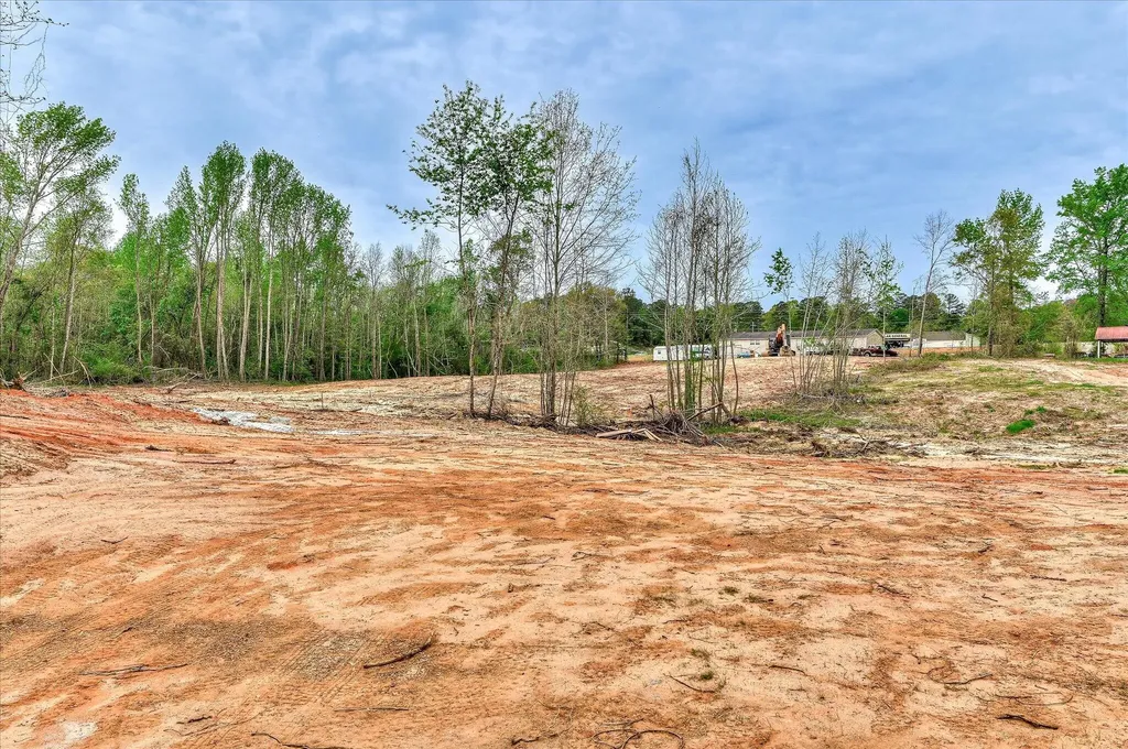 4052 Us-25 Hephzibah GA 30815