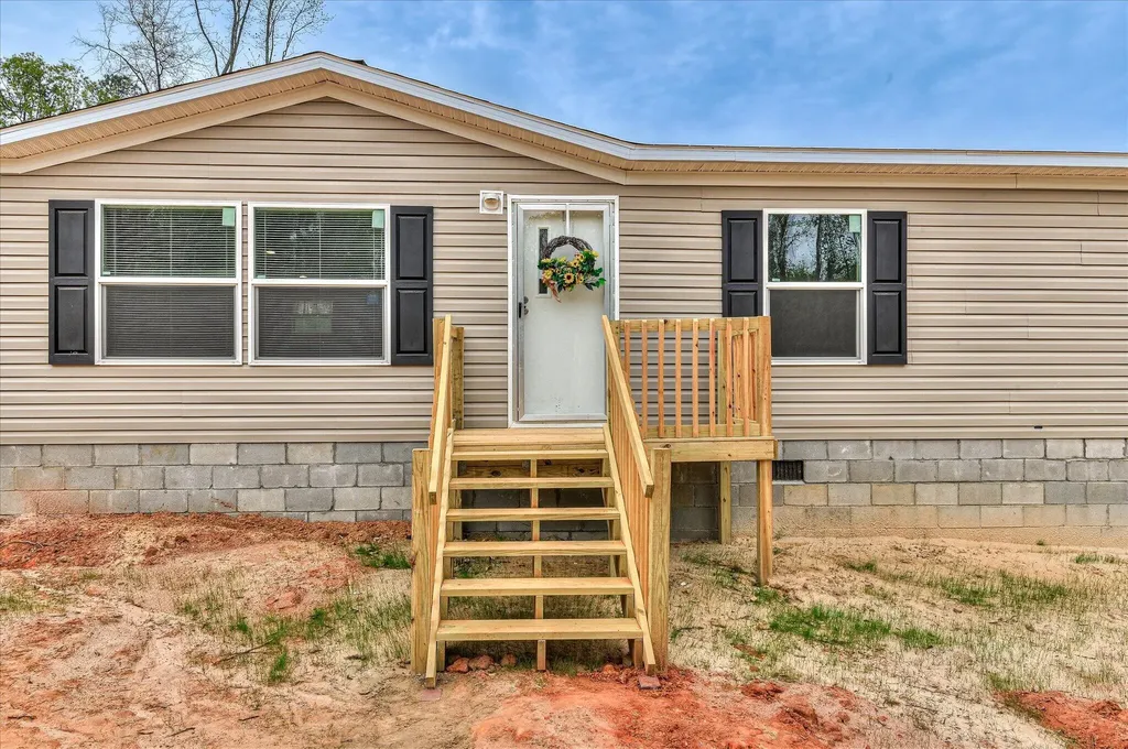 4052 Us-25 Hephzibah GA 30815