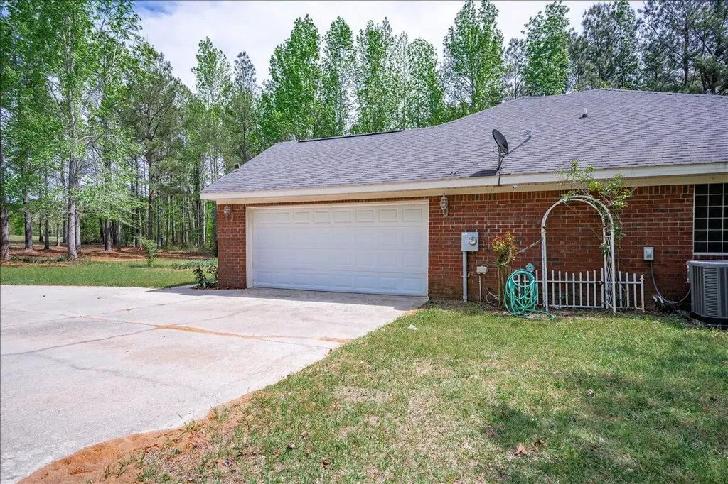 1504 Greiner Circle Hephzibah GA 30815