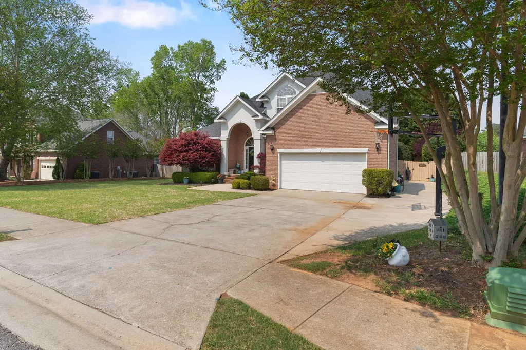 746 Avrett Circle Evans GA 30809