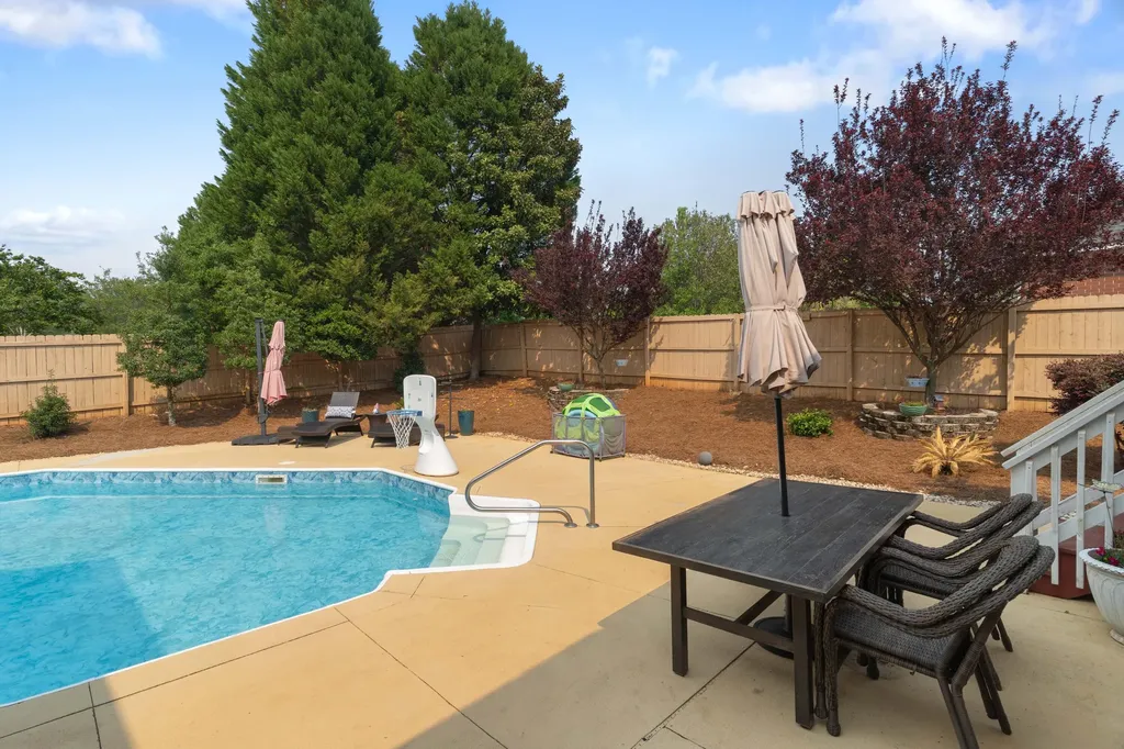 746 Avrett Circle Evans GA 30809