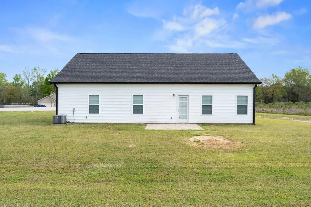1421 Oak Lane Thomson GA 30824