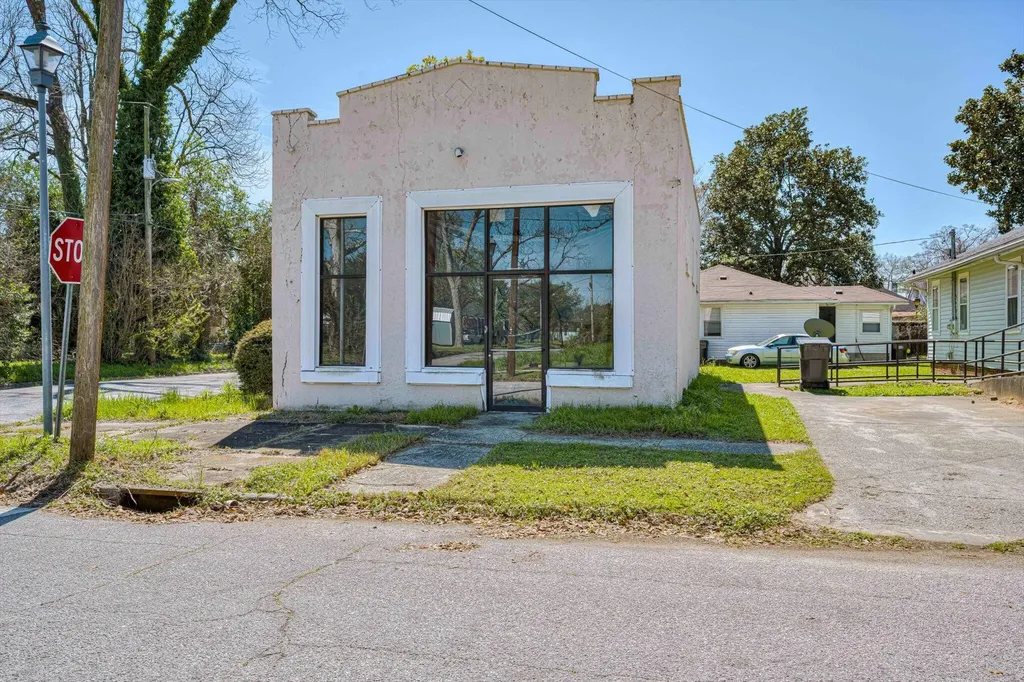 305 1st Street Augusta GA 30901