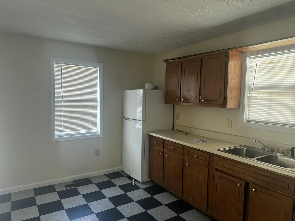 462 Bussey Avenue Thomson GA 30824
