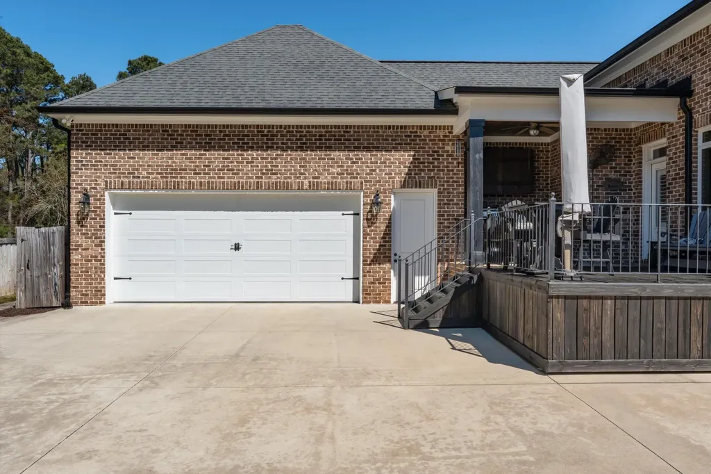 3047 Leaning Oak Way Martinez GA 30907