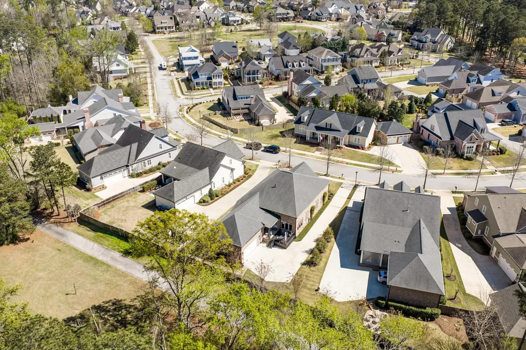 3047 Leaning Oak Way Martinez GA 30907