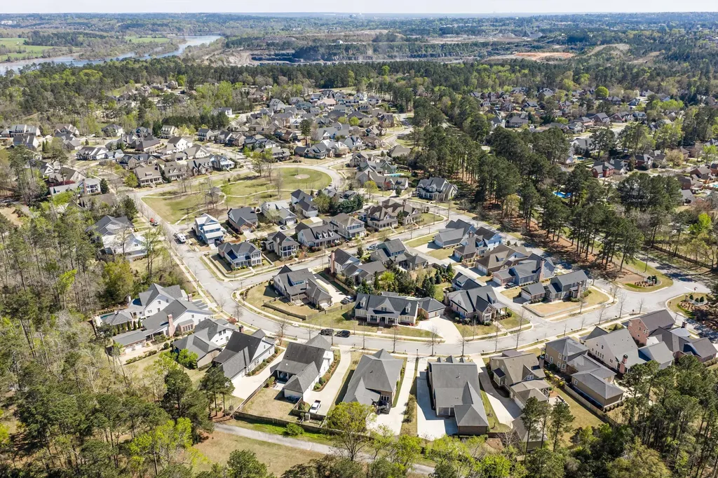 3047 Leaning Oak Way Martinez GA 30907
