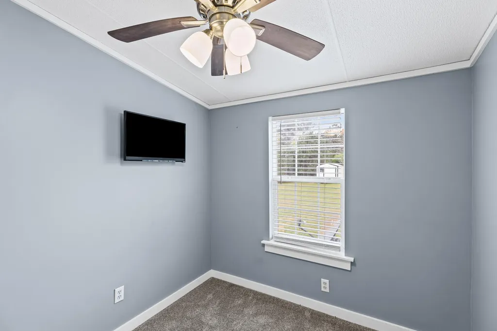 2302 Avant Chalker Road Gibson GA 30810