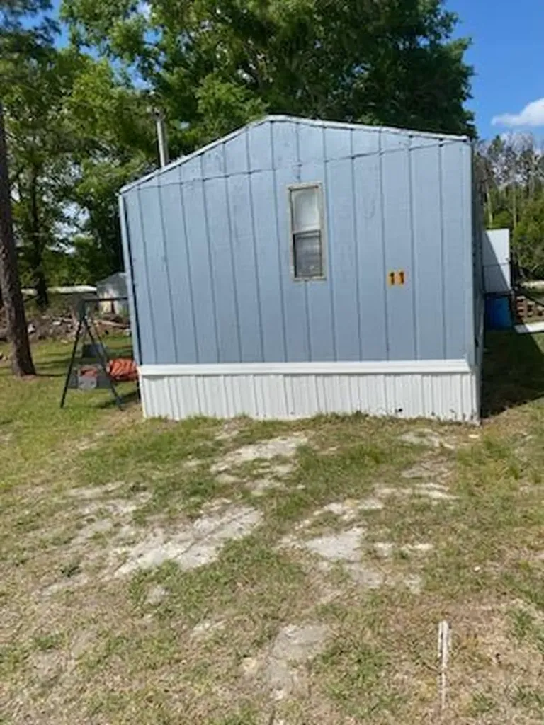 625 Allen Street Swainsboro GA 30401