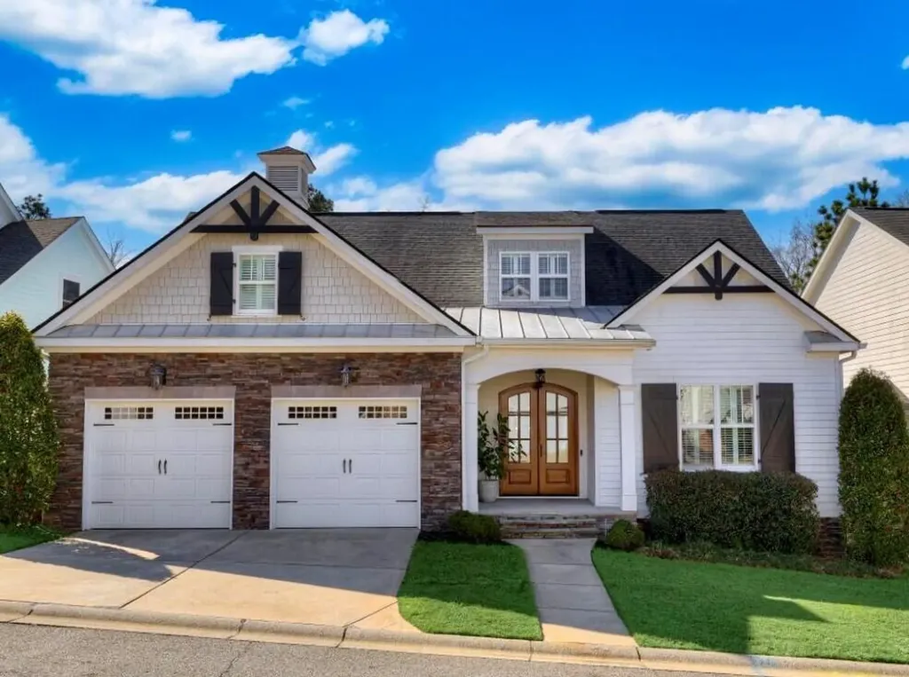 2087 Egret Circle Evans GA 30809