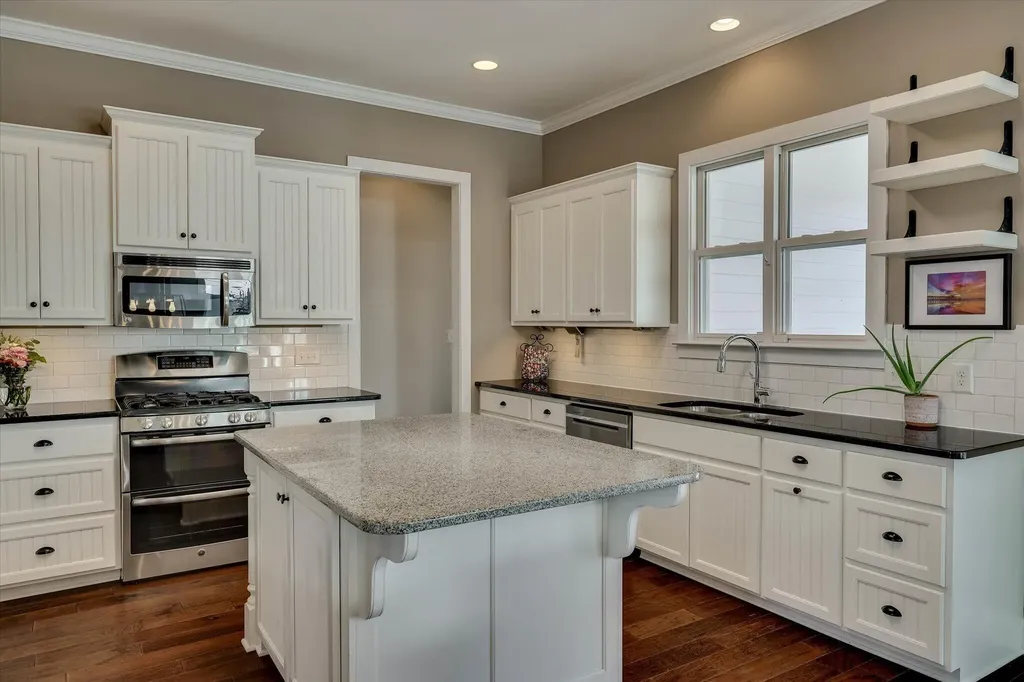 2087 Egret Circle Evans GA 30809