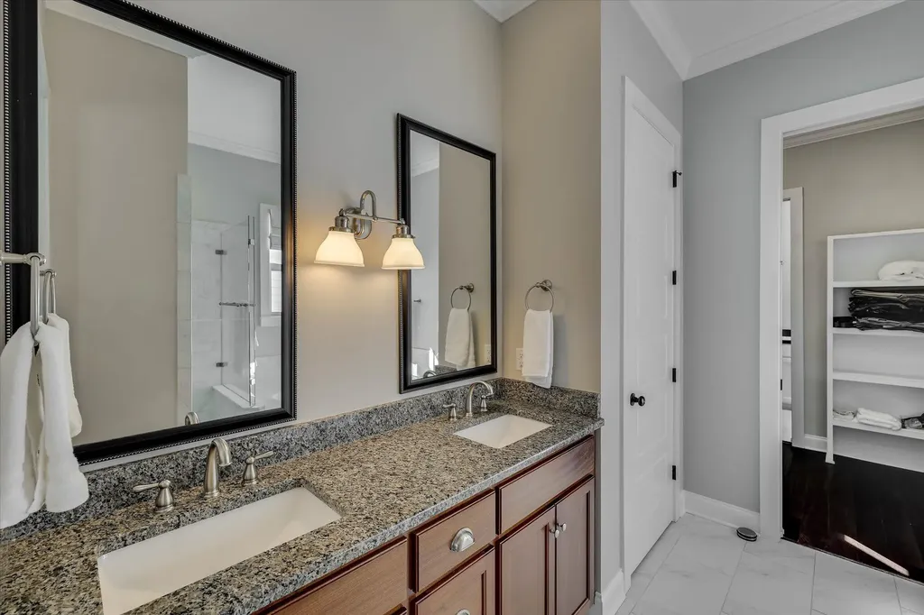 2087 Egret Circle Evans GA 30809