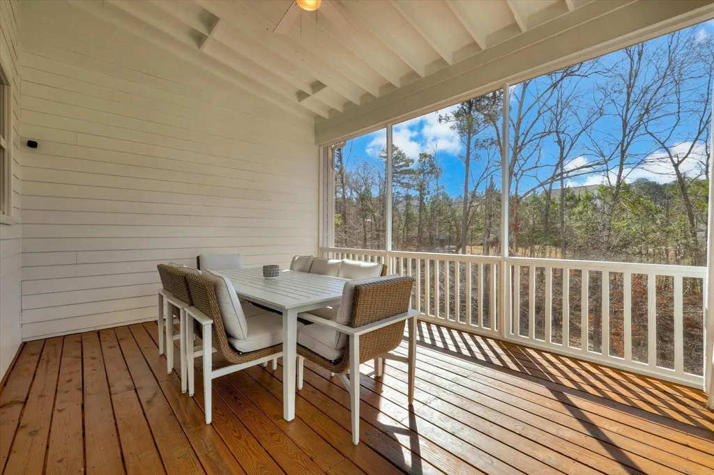2087 Egret Circle Evans GA 30809
