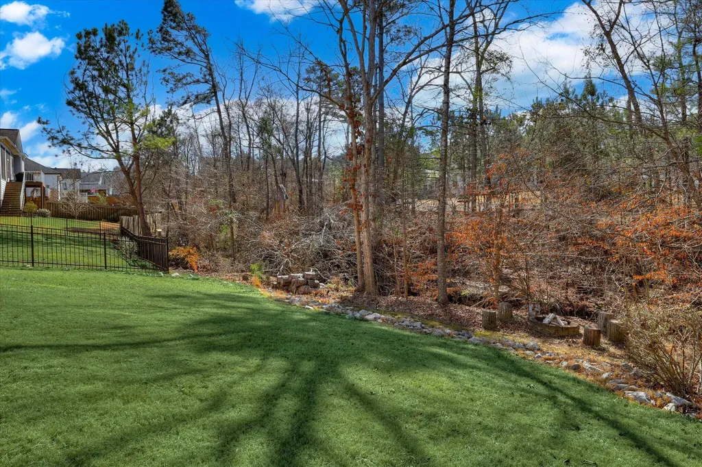 2087 Egret Circle Evans GA 30809