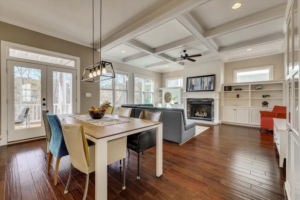 2087 Egret Circle Evans GA 30809