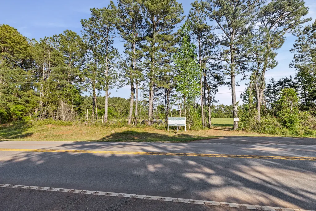 5760 Cobbham Road Appling GA 30802