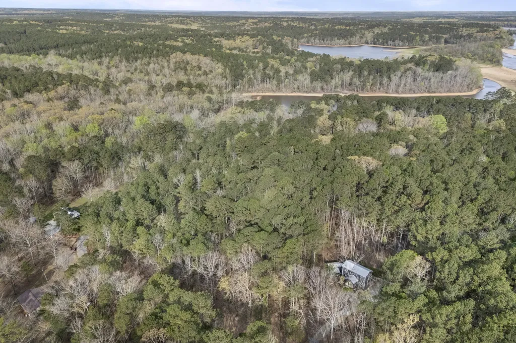 0 Lbk Circle Tignall GA 30668
