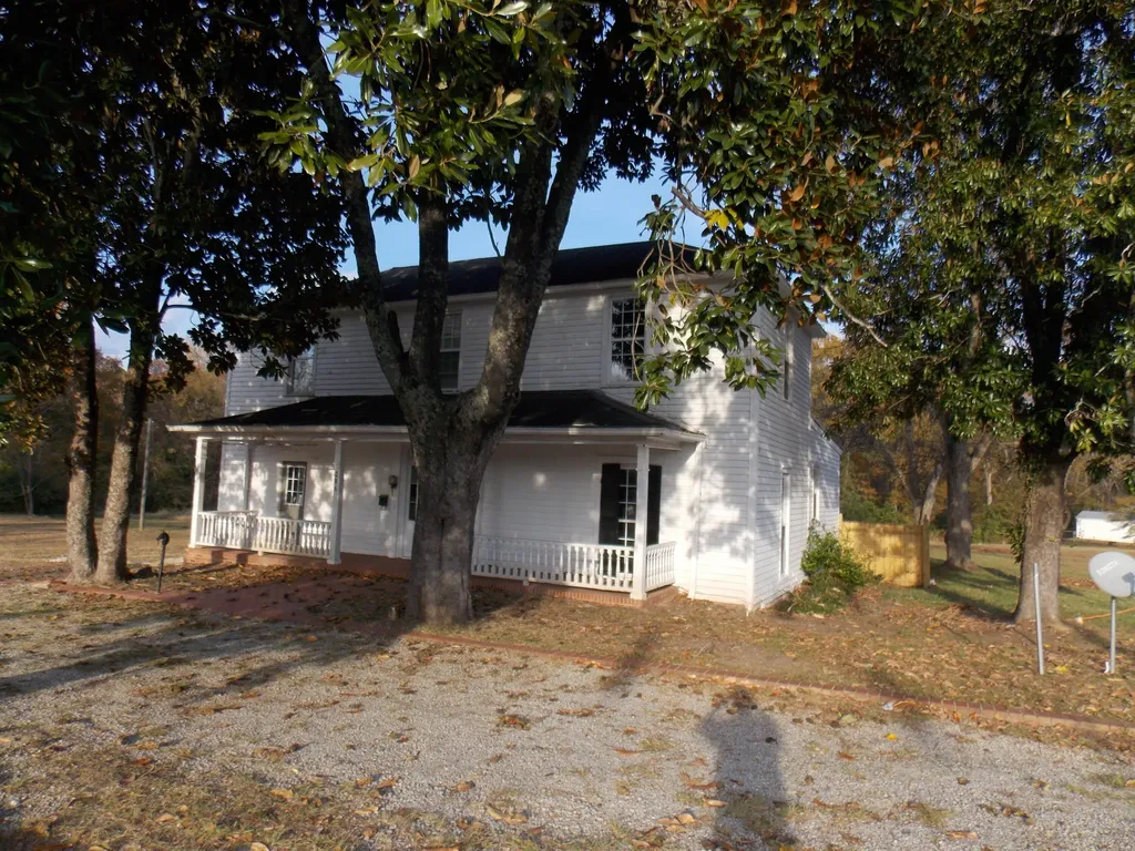 286 South Peachtree Street Lincolnton GA 30817